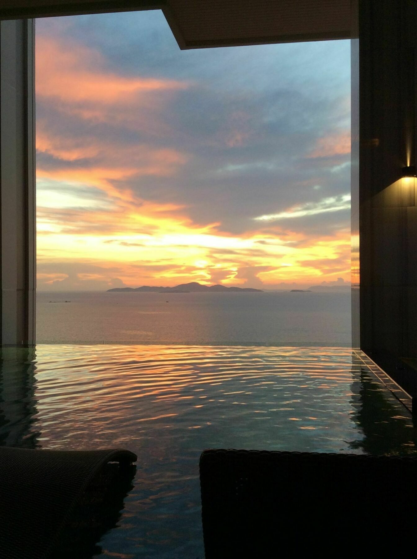 The Riviera Wongamat Hong Apartment Pattaya Bagian luar foto