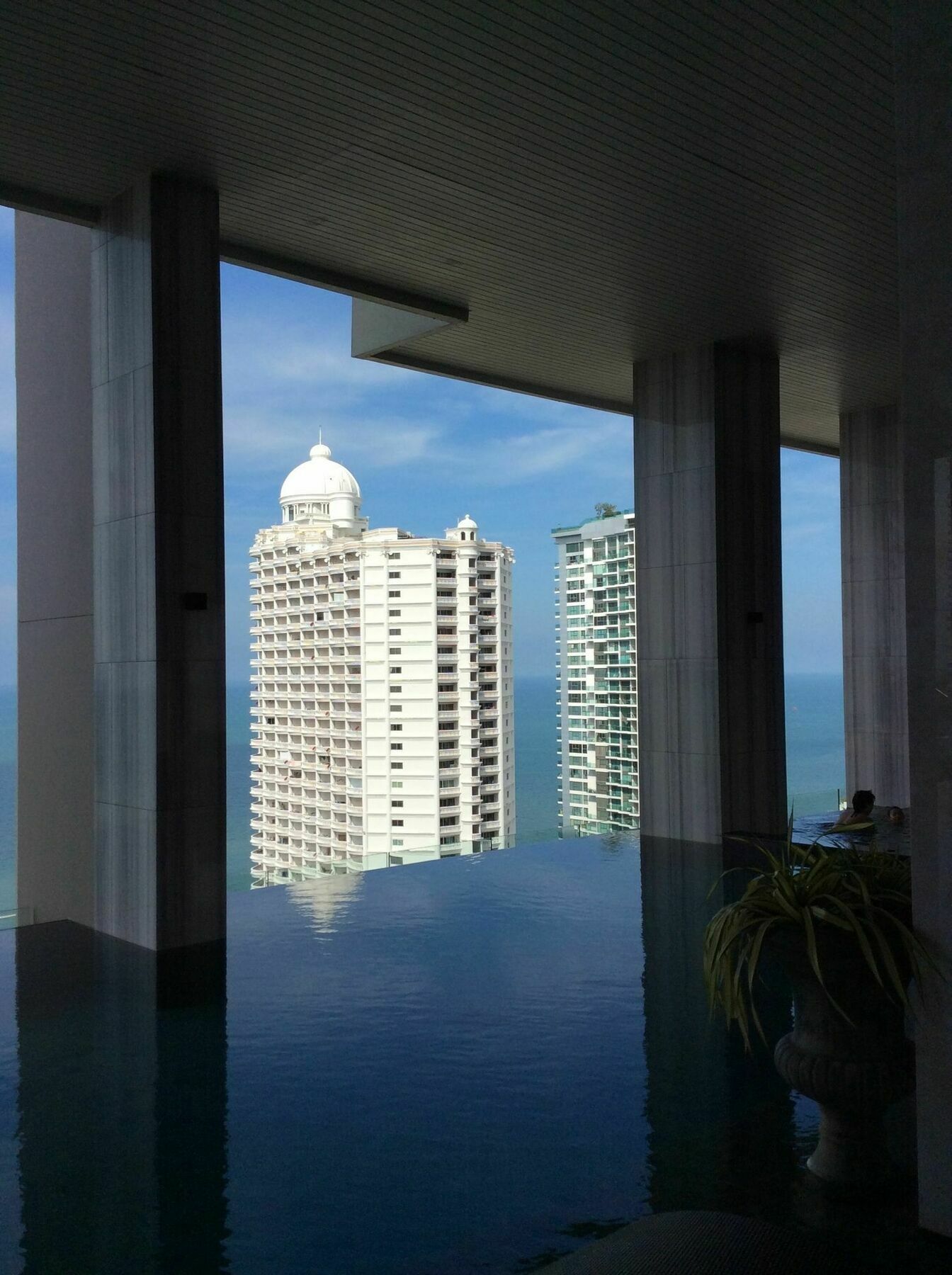 The Riviera Wongamat Hong Apartment Pattaya Bagian luar foto