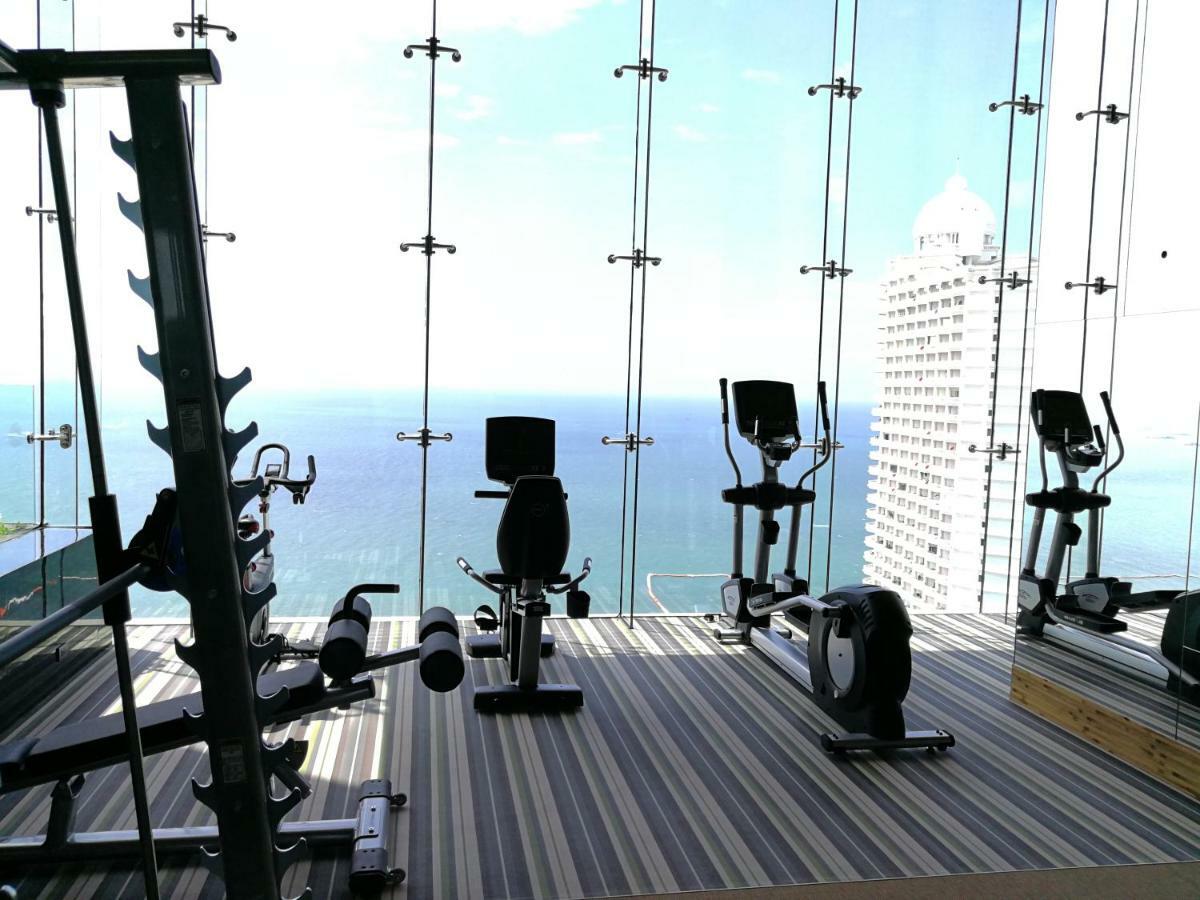 The Riviera Wongamat Hong Apartment Pattaya Bagian luar foto