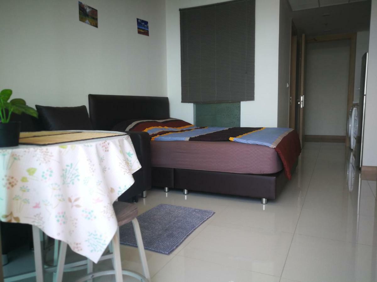 The Riviera Wongamat Hong Apartment Pattaya Bagian luar foto