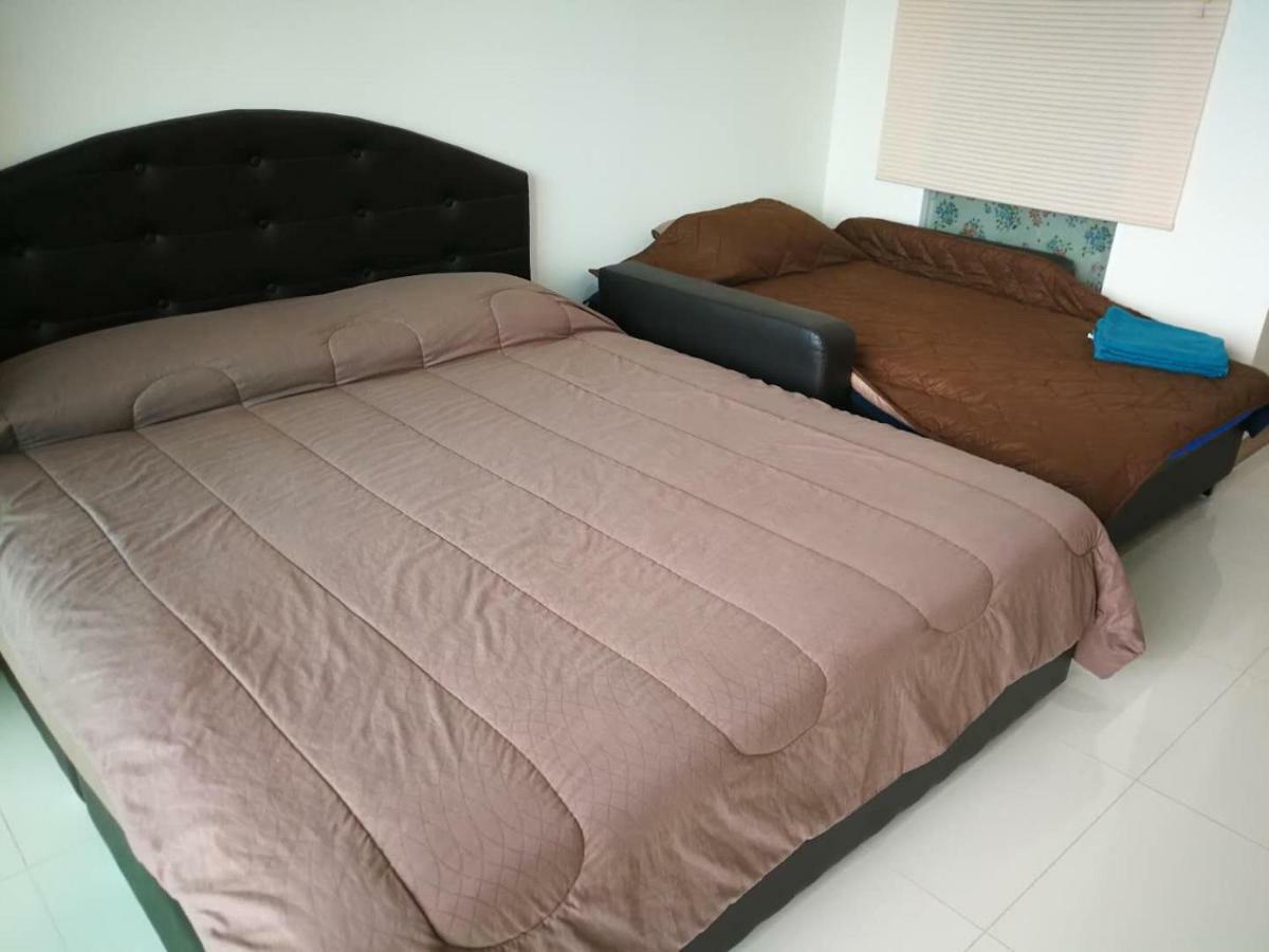 The Riviera Wongamat Hong Apartment Pattaya Bagian luar foto