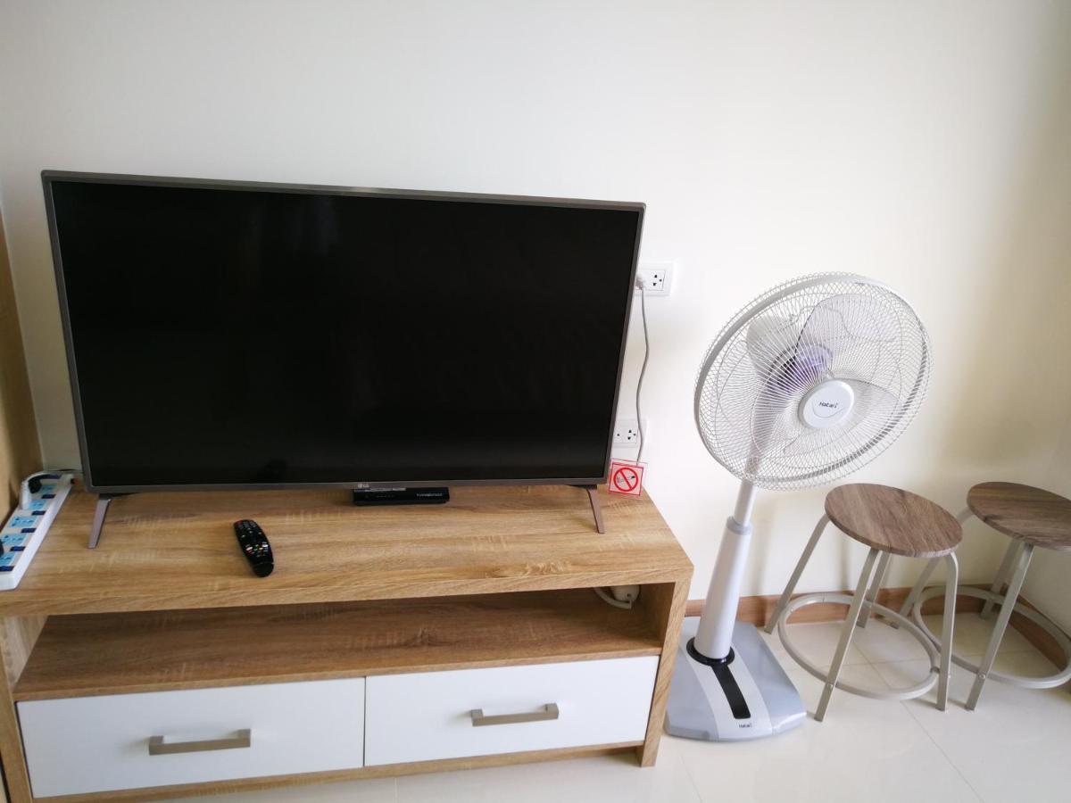 The Riviera Wongamat Hong Apartment Pattaya Bagian luar foto