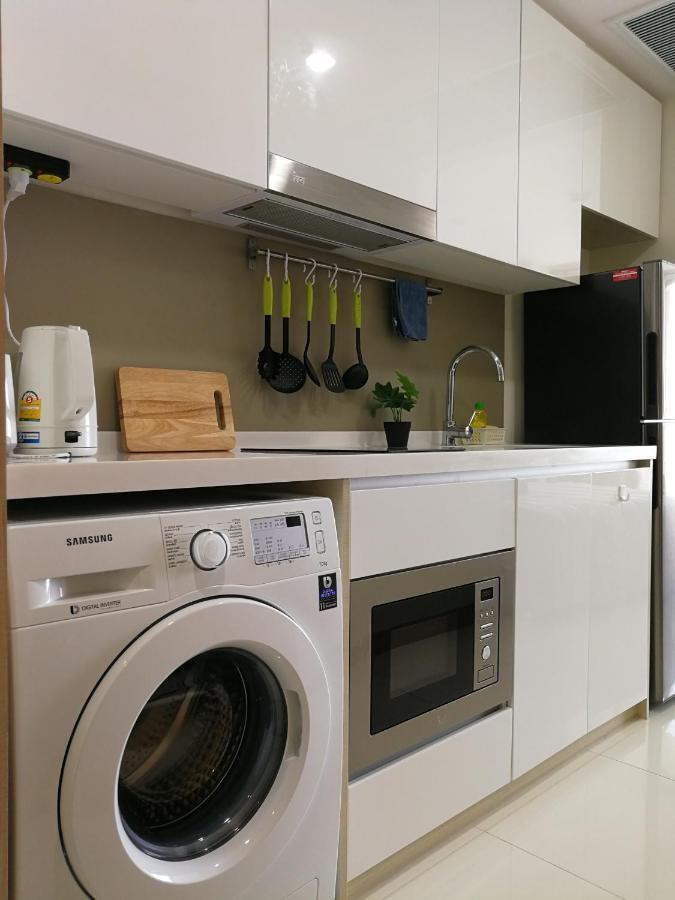 The Riviera Wongamat Hong Apartment Pattaya Bagian luar foto