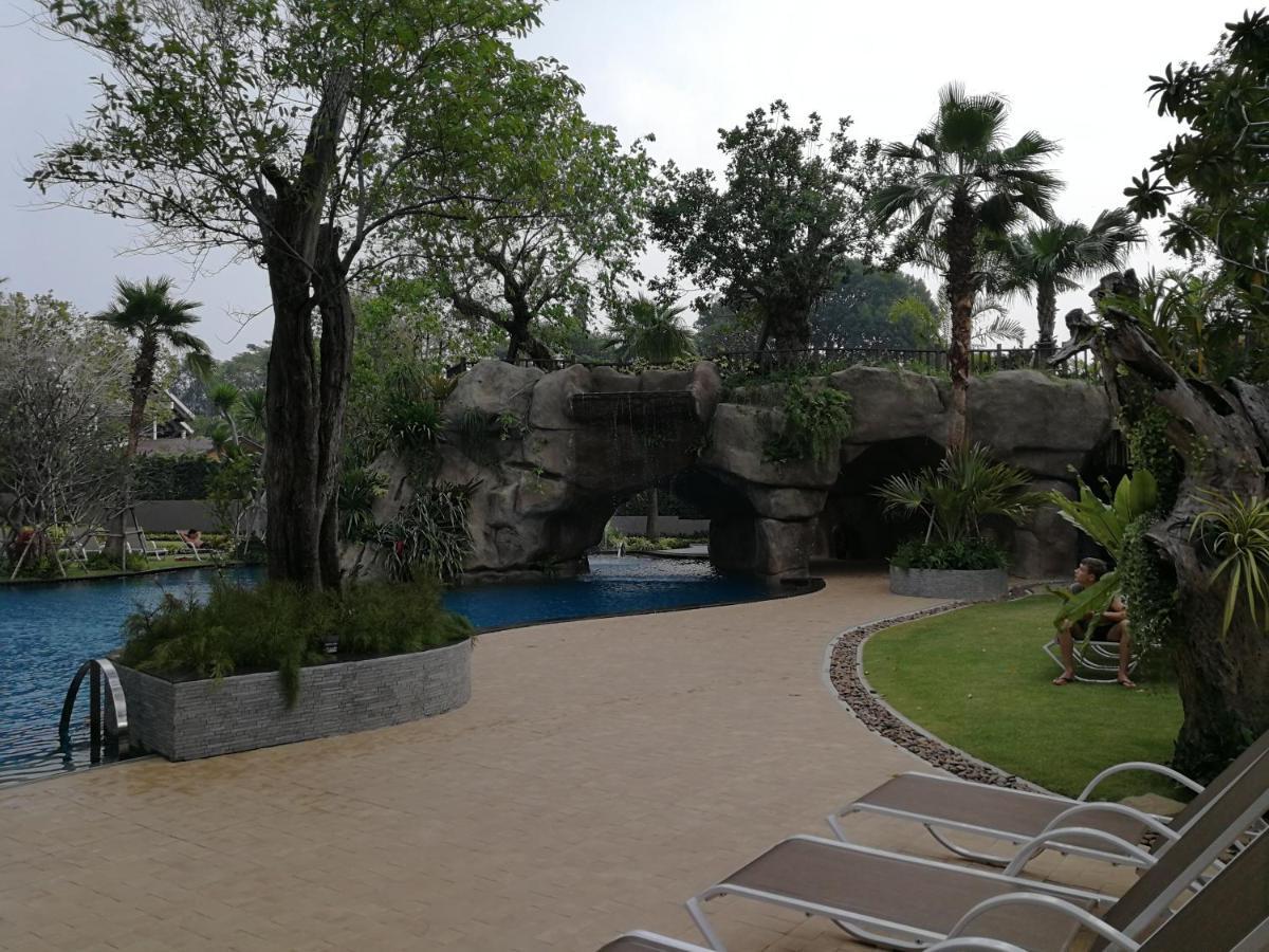 The Riviera Wongamat Hong Apartment Pattaya Bagian luar foto